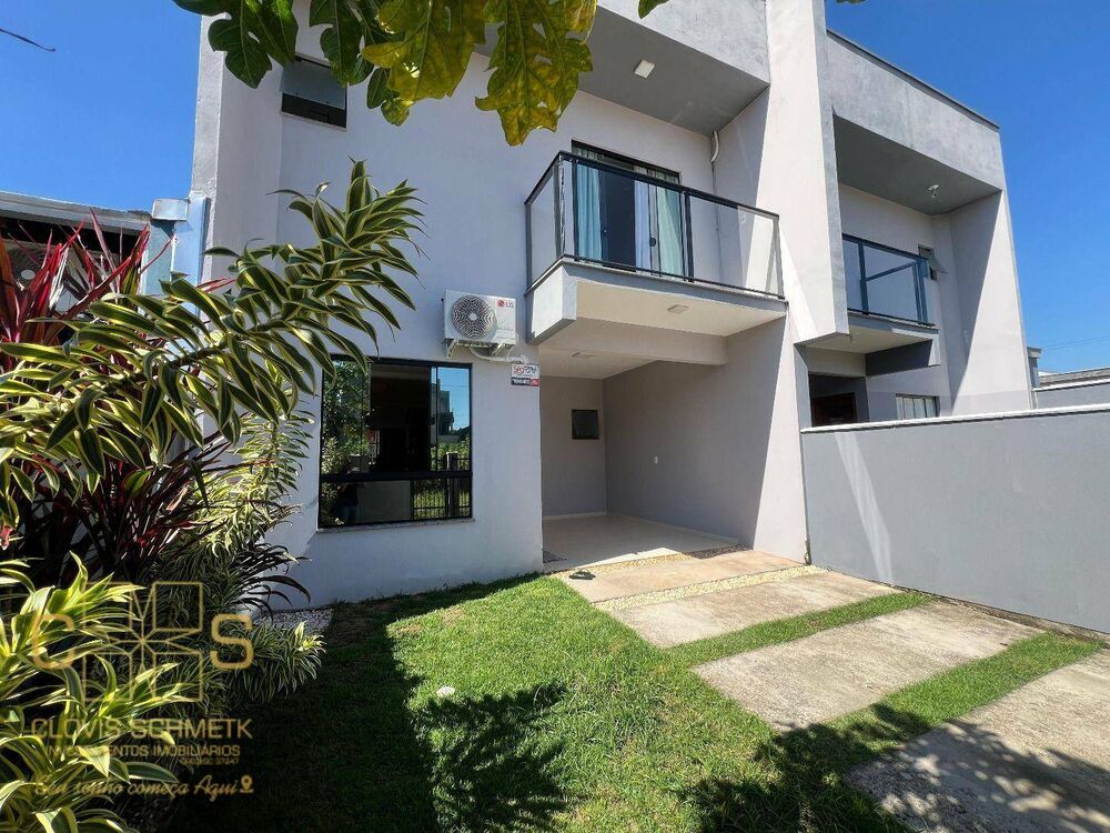 Sobrado à venda com 3 quartos, 114m² - Foto 1