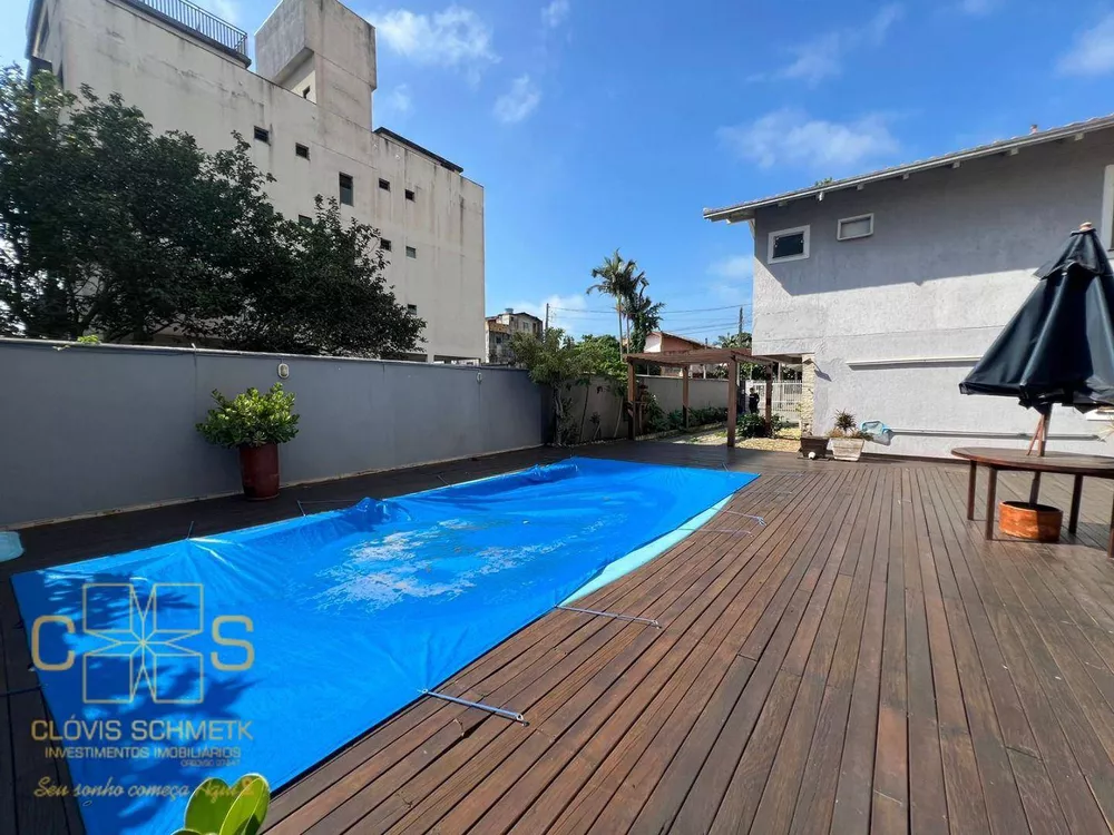 Sobrado à venda com 5 quartos, 280m² - Foto 3