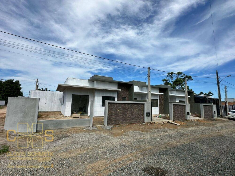 Casa à venda com 2 quartos, 52m² - Foto 4