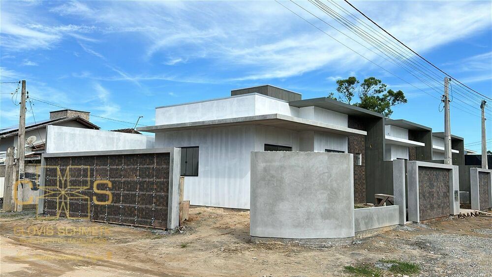 Casa à venda com 2 quartos, 52m² - Foto 3