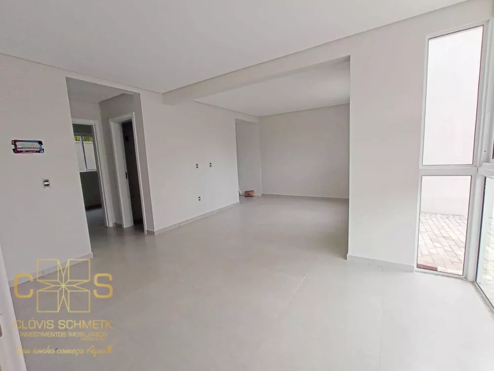 Apartamento à venda com 2 quartos, 65m² - Foto 4