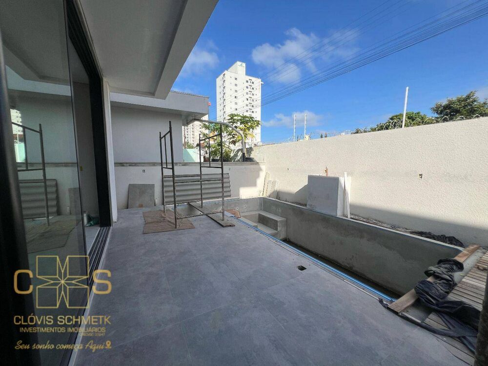 Sobrado, 4 quartos, 234 m² - Foto 3