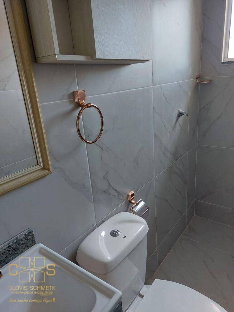 Sobrado à venda com 2 quartos, 120m² - Foto 2