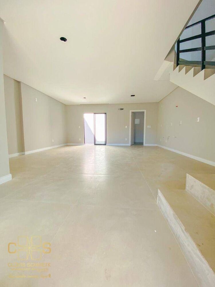 Sobrado à venda com 3 quartos, 147m² - Foto 3
