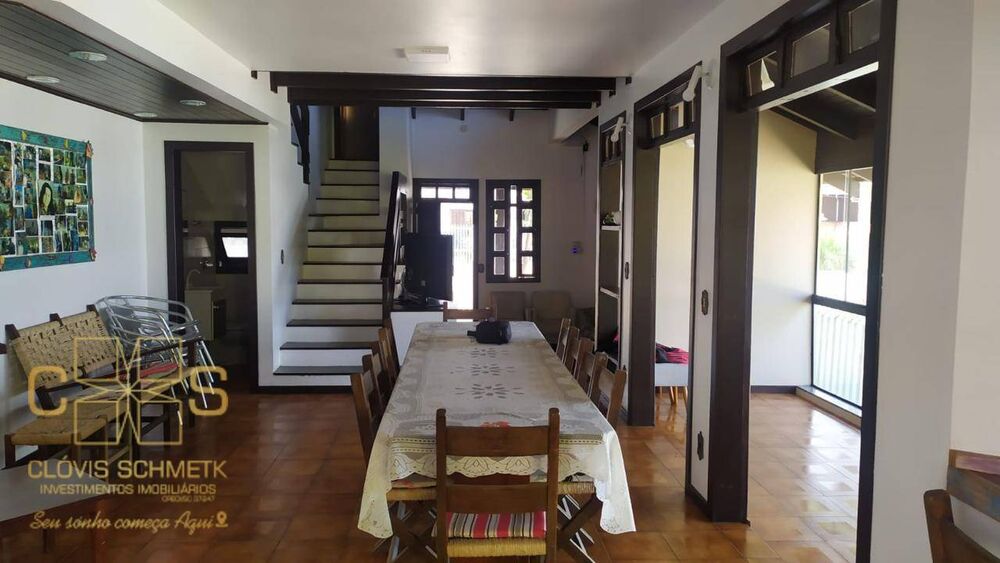 Sobrado, 5 quartos, 300 m² - Foto 1