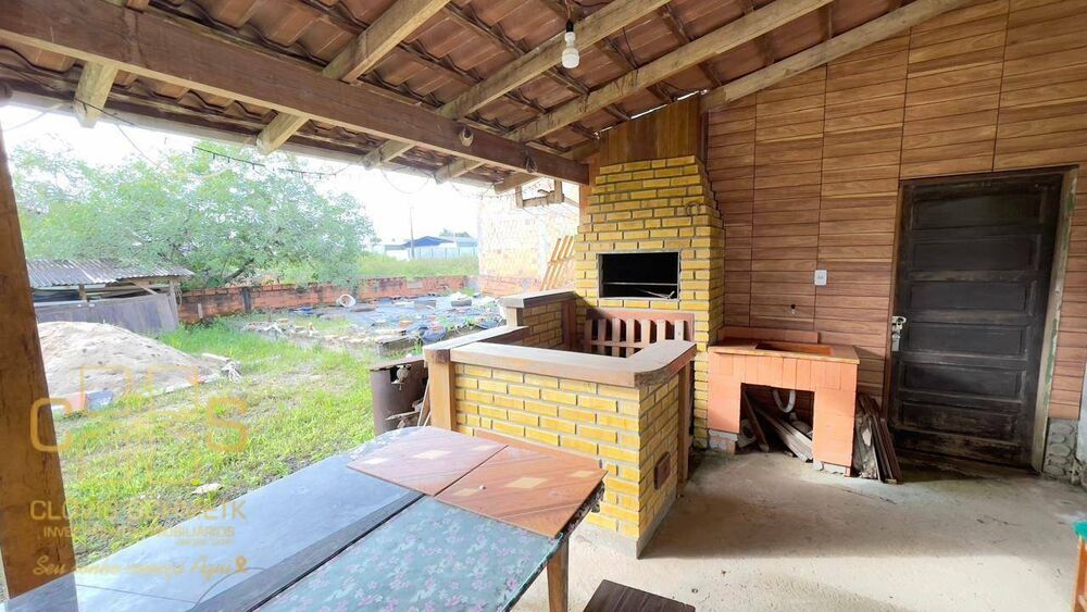 Casa à venda com 4 quartos, 110m² - Foto 4