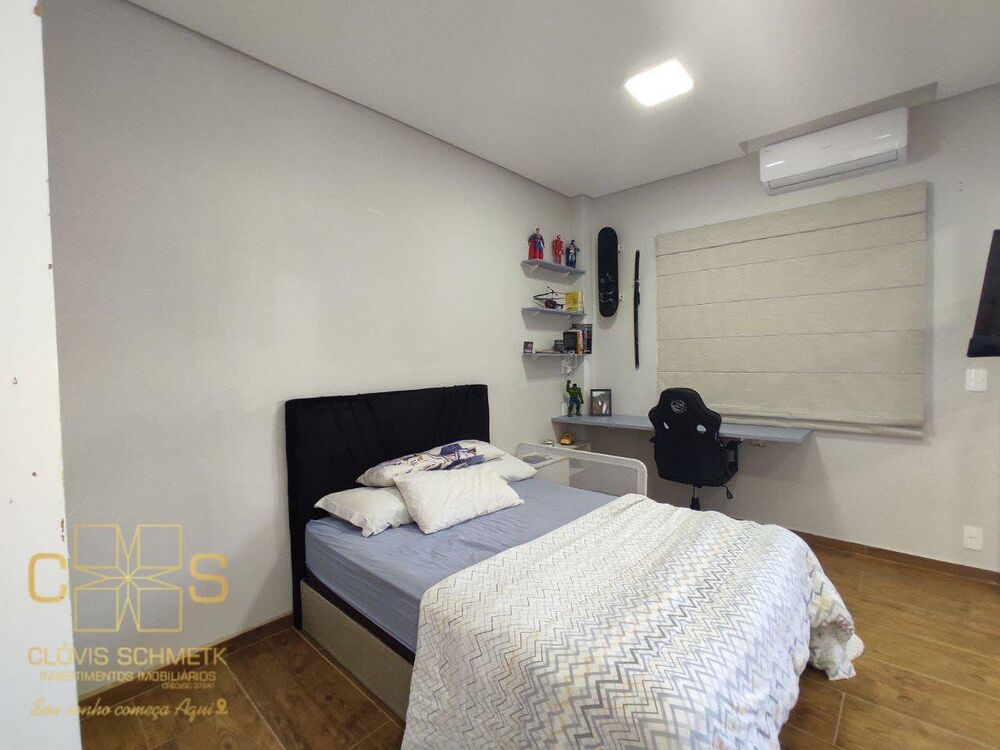 Sobrado, 4 quartos, 132 m² - Foto 2
