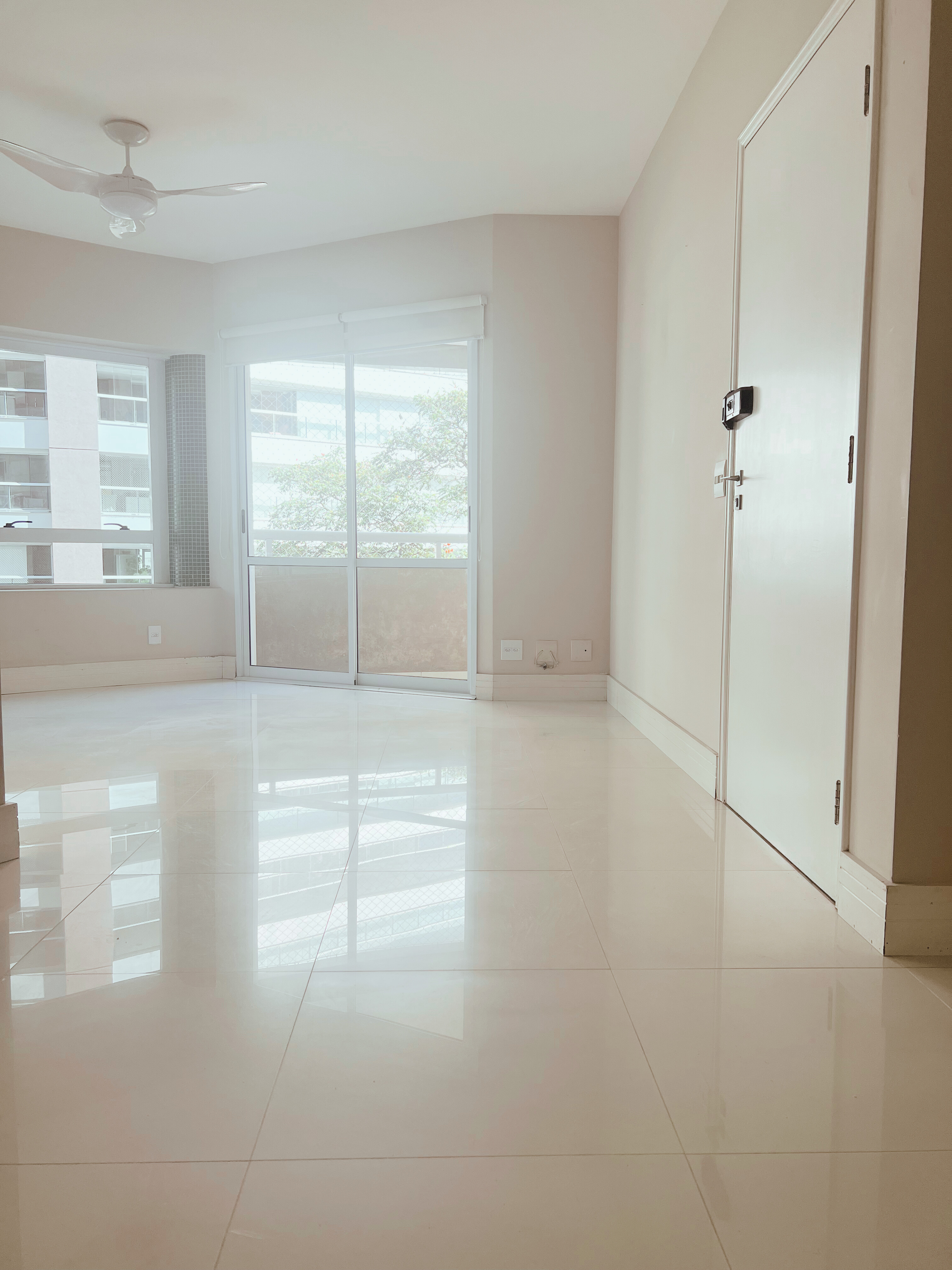 Apartamento para alugar com 3 quartos, 104m² - Foto 10