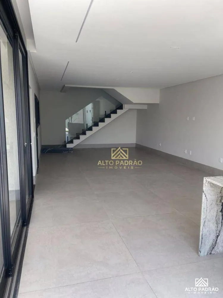 Casa, 3 quartos, 160 m² - Foto 3