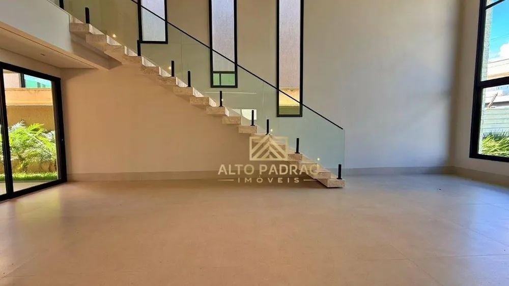 Casa, 3 quartos, 251 m² - Foto 3