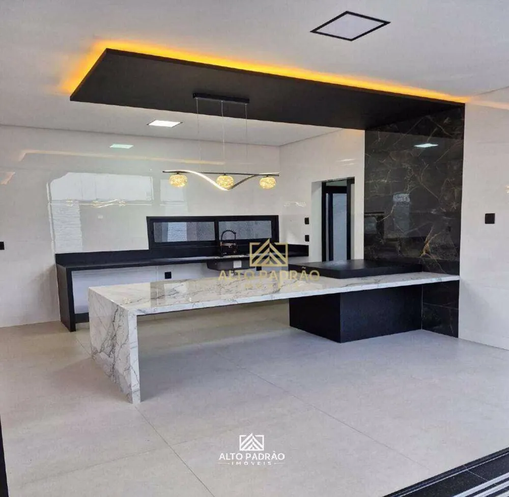 Casa, 4 quartos, 238 m² - Foto 2