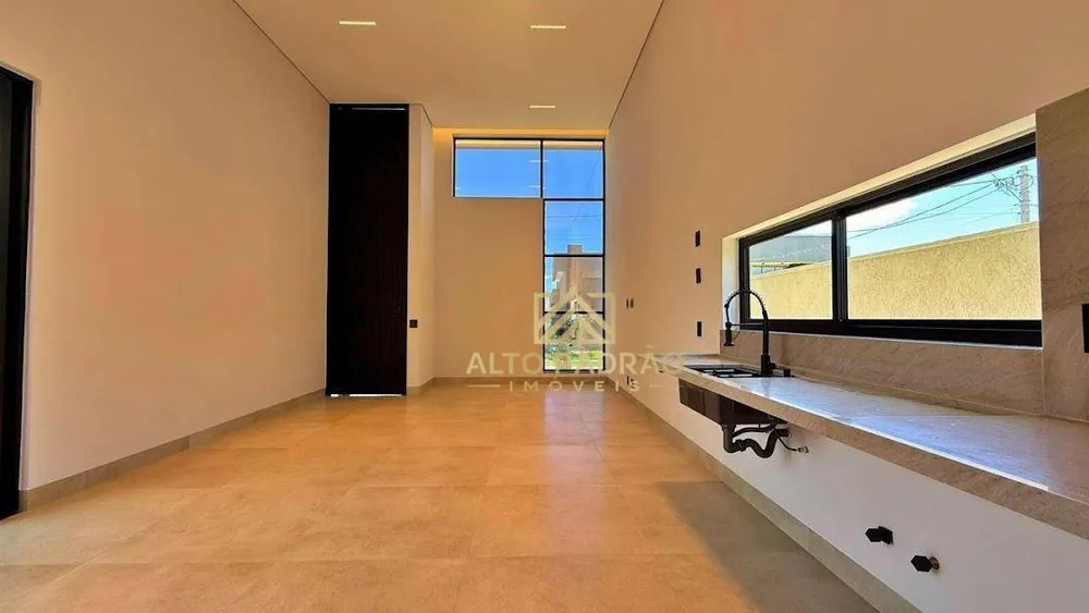 Casa, 3 quartos, 163 m² - Foto 1