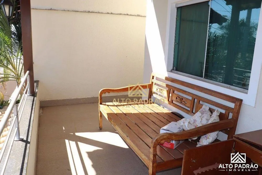 Casa, 4 quartos, 162 m² - Foto 2