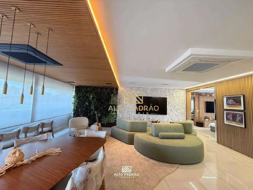 Apartamento, 3 quartos, 244 m² - Foto 2