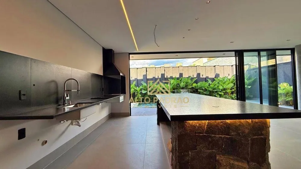 Casa, 4 quartos, 281 m² - Foto 2