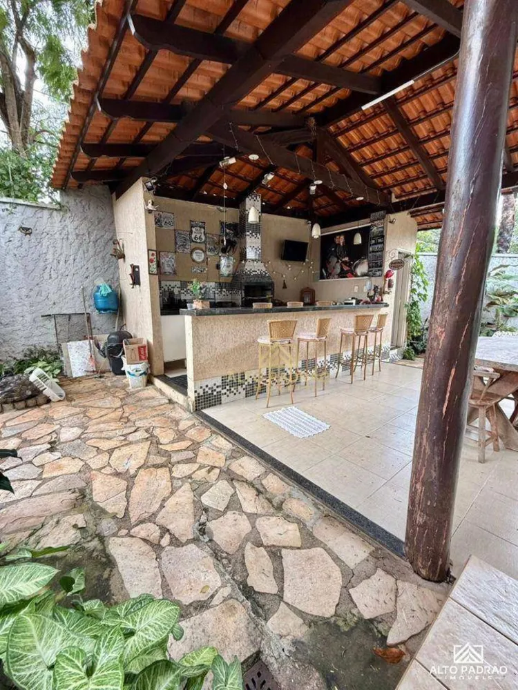 Casa, 4 quartos, 414 m² - Foto 1