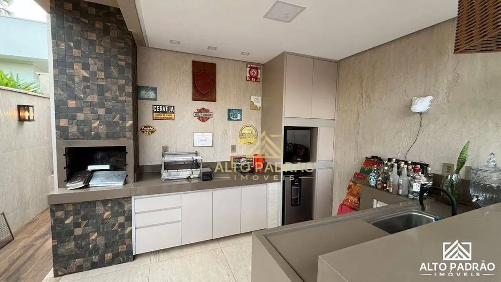 Casa, 5 quartos, 385 m² - Foto 1