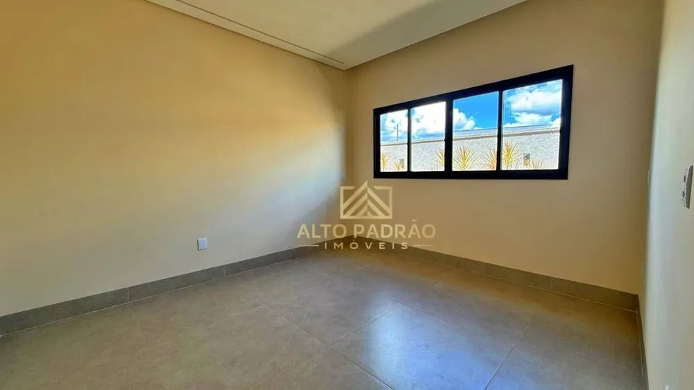 Casa, 4 quartos, 185 m² - Foto 1