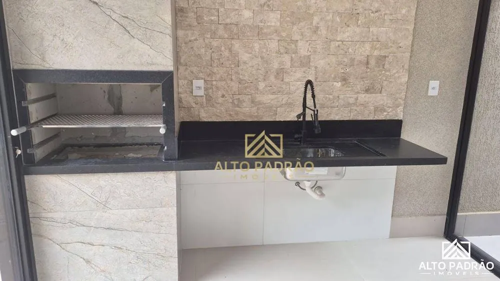 Casa, 3 quartos, 215 m² - Foto 2