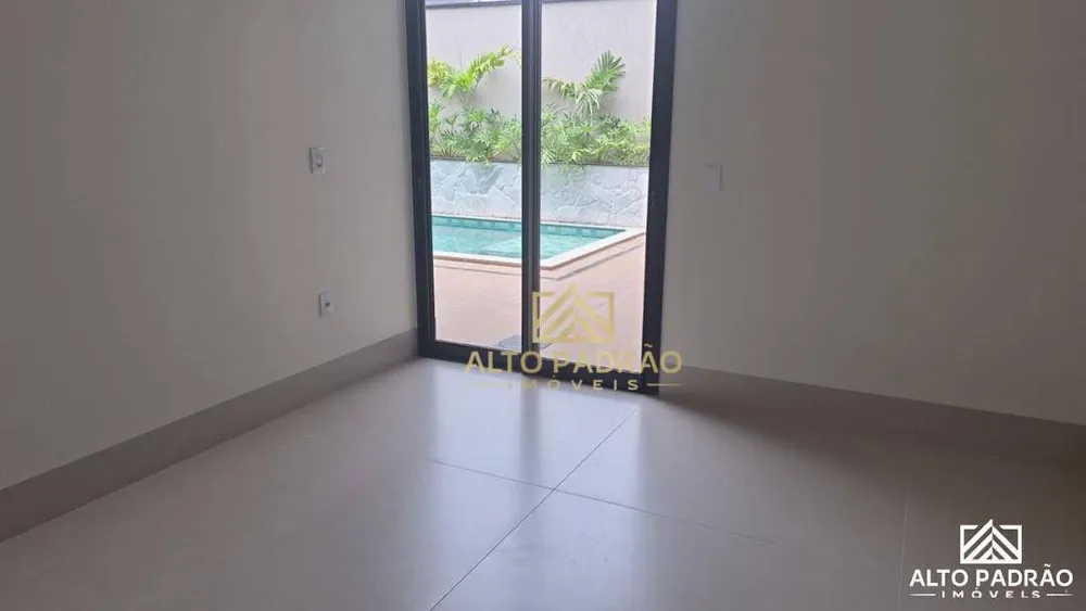 Casa, 3 quartos, 215 m² - Foto 4