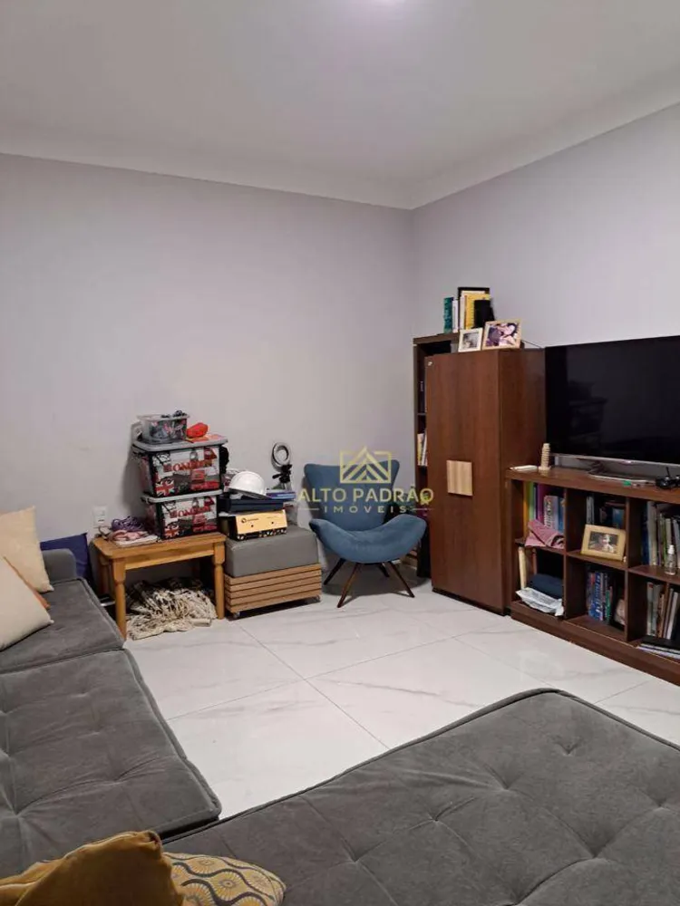 Casa, 4 quartos, 198 m² - Foto 2