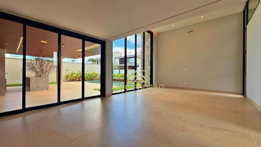 Casa, 4 quartos, 369 m² - Foto 2