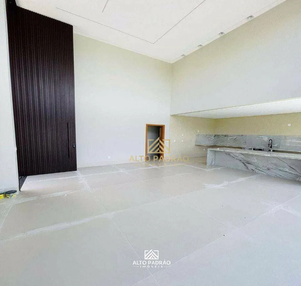 Casa, 4 quartos, 214 m² - Foto 2