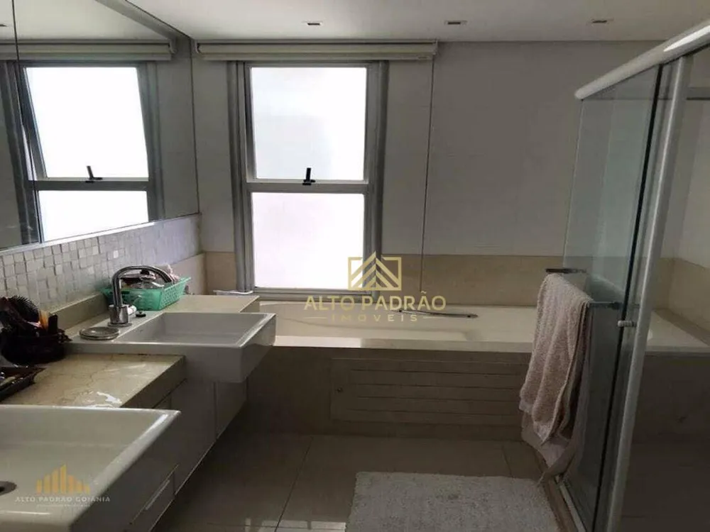 Apartamento, 3 quartos, 208 m² - Foto 1