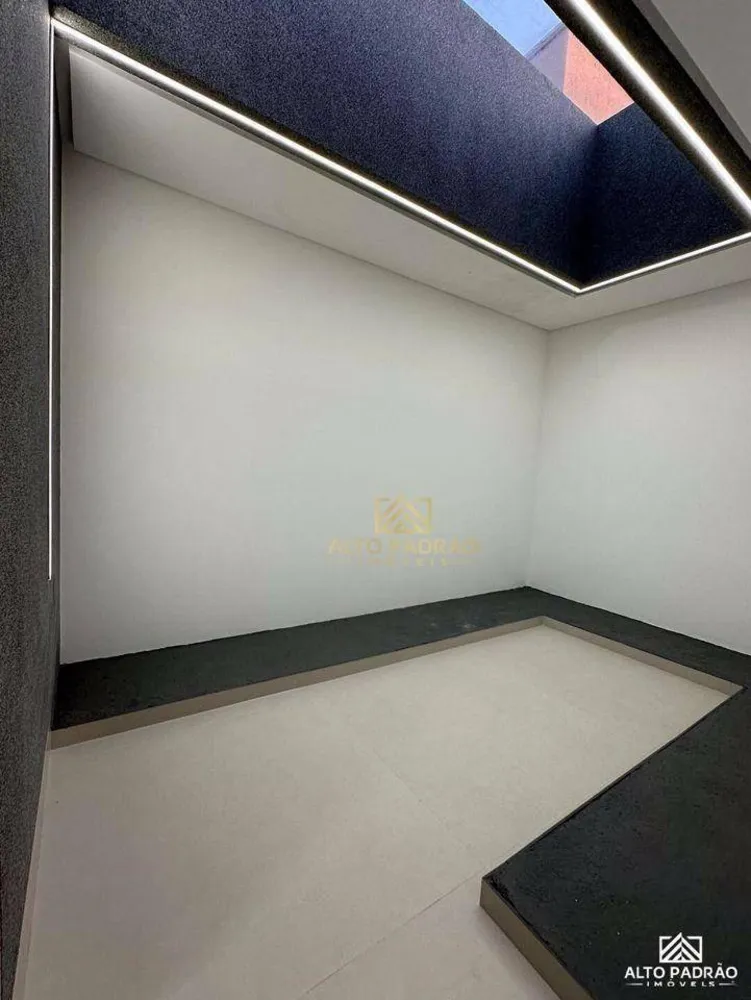 Casa, 3 quartos, 238 m² - Foto 2