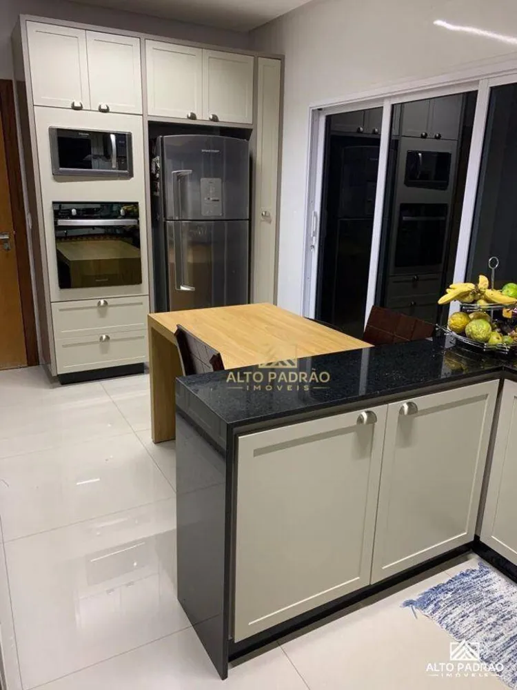 Casa, 4 quartos, 336 m² - Foto 3