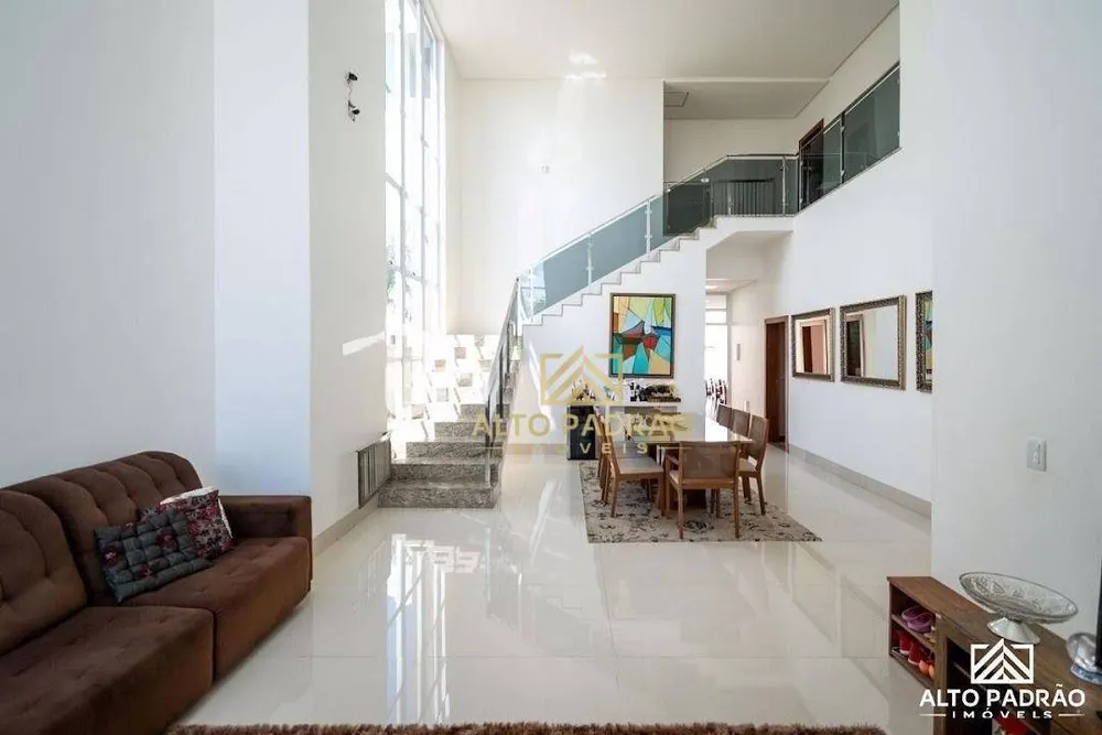 Casa, 4 quartos, 336 m² - Foto 2