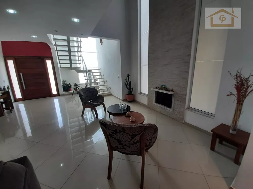 Casa à venda com 4 quartos, 376m² - Foto 7