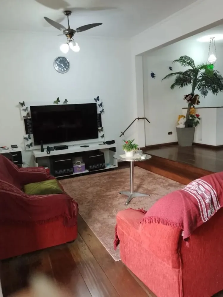 Casa, 3 quartos, 234 m² - Foto 2
