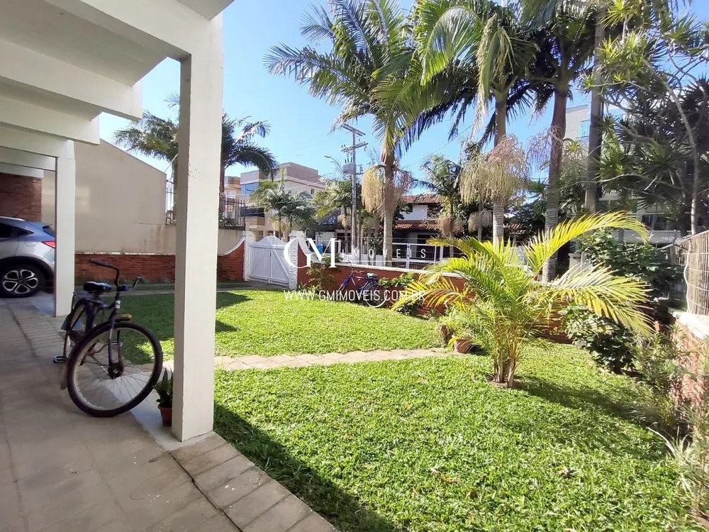 Casa, 4 quartos, 266 m² - Foto 2