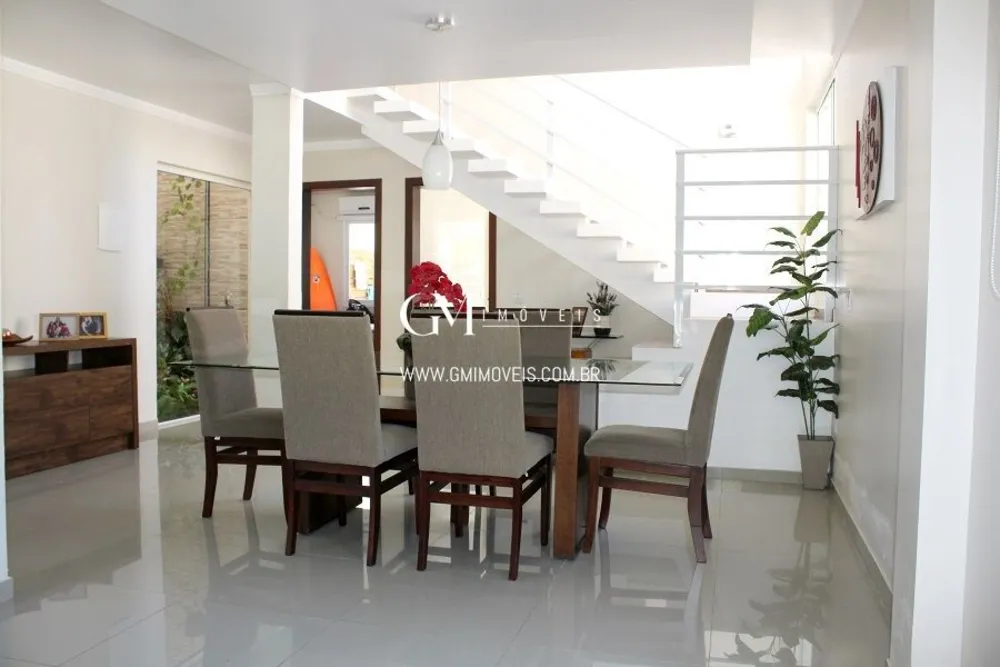 Casa, 4 quartos, 190 m² - Foto 4