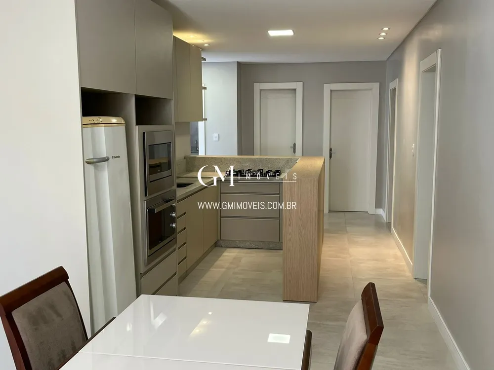 Apartamento, 3 quartos, 130 m² - Foto 1
