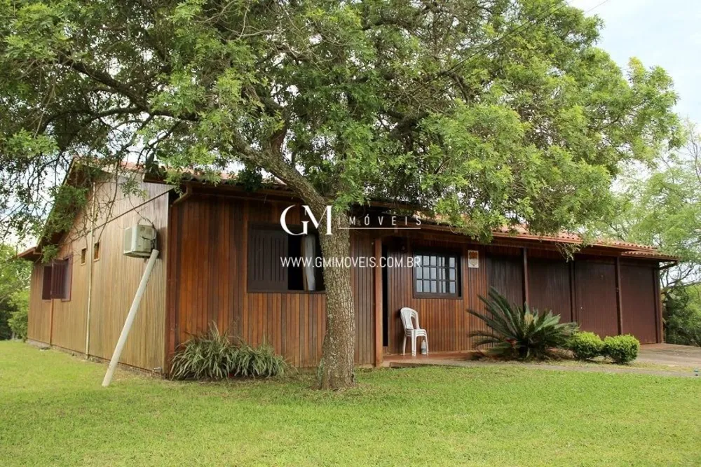 Casa, 4 quartos, 200 m² - Foto 1
