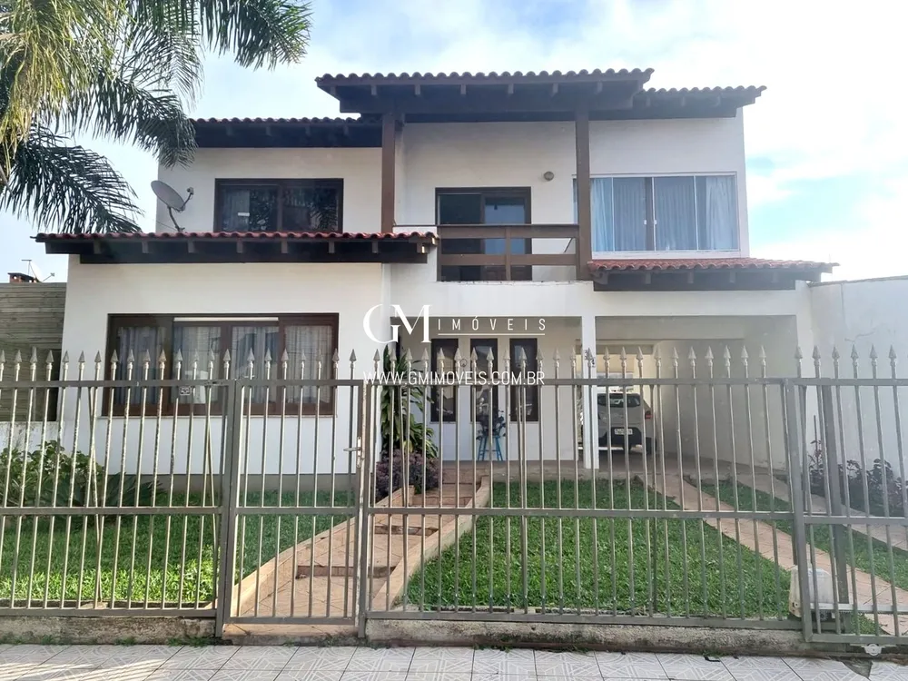 Casa, 4 quartos, 255 m² - Foto 1