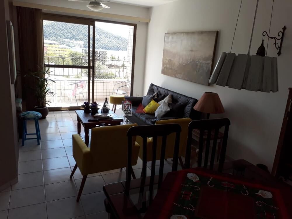 Apartamento à venda com 2 quartos, 77m² - Foto 1