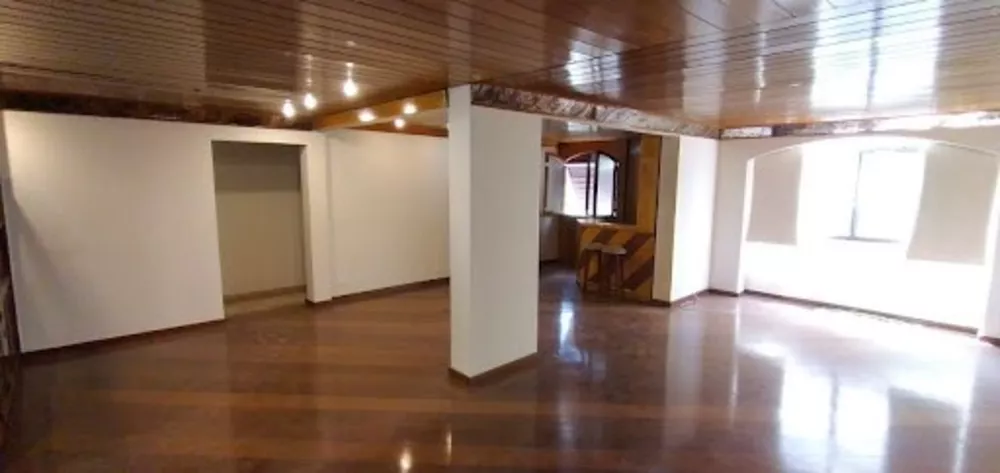 Apartamento à venda com 3 quartos, 119m² - Foto 2