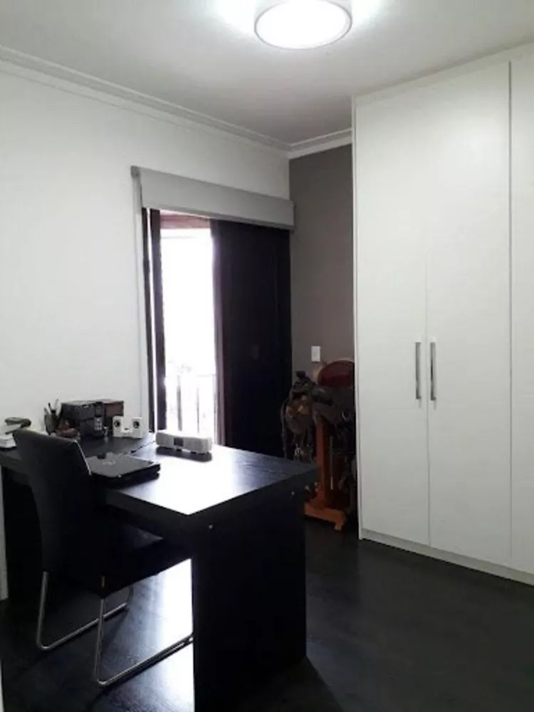 Apartamento à venda com 4 quartos, 150m² - Foto 4