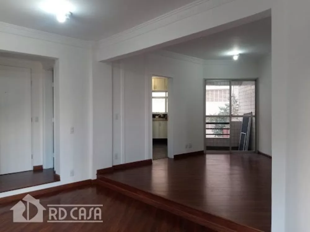 Apartamento à venda com 3 quartos, 115m² - Foto 3