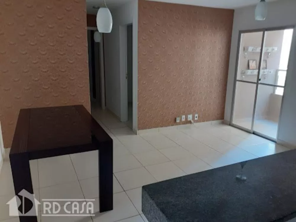 Apartamento à venda com 2 quartos, 70m² - Foto 1