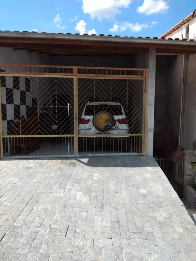 Casa à venda com 4 quartos, 250m² - Foto 4