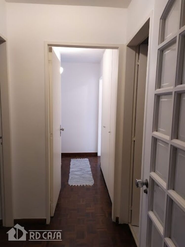 Apartamento à venda com 3 quartos, 107m² - Foto 2