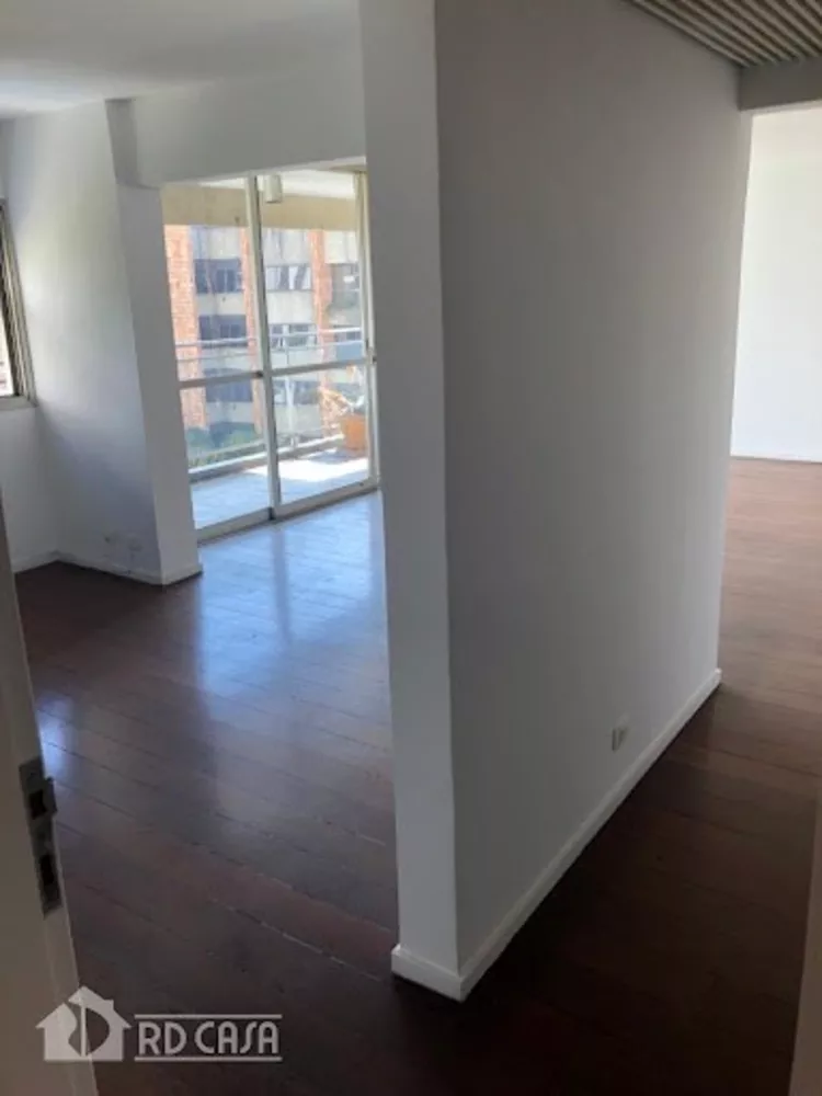 Apartamento à venda com 2 quartos, 180m² - Foto 4