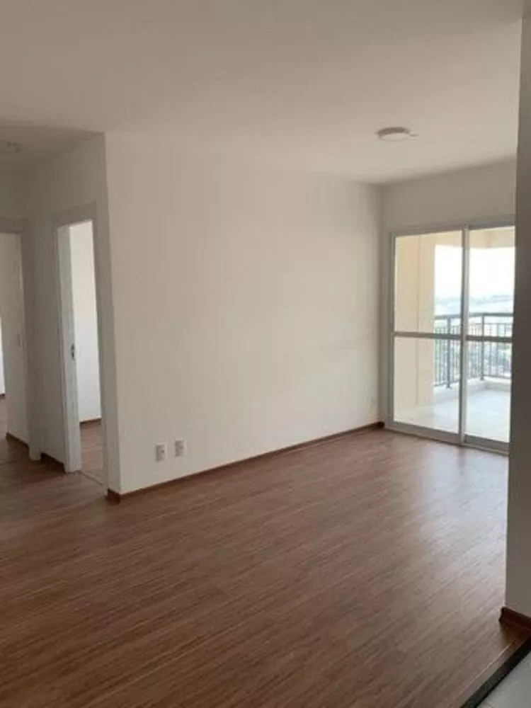 Apartamento à venda com 2 quartos, 68m² - Foto 1