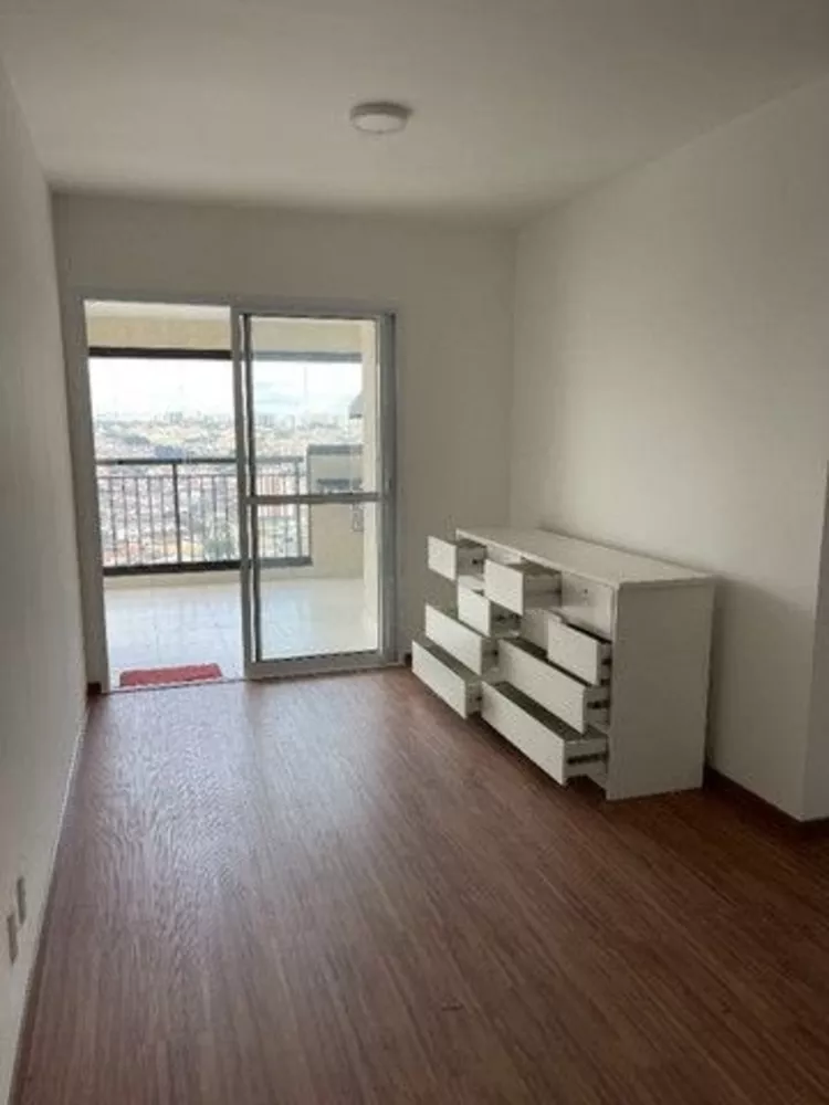 Apartamento à venda com 2 quartos, 68m² - Foto 2