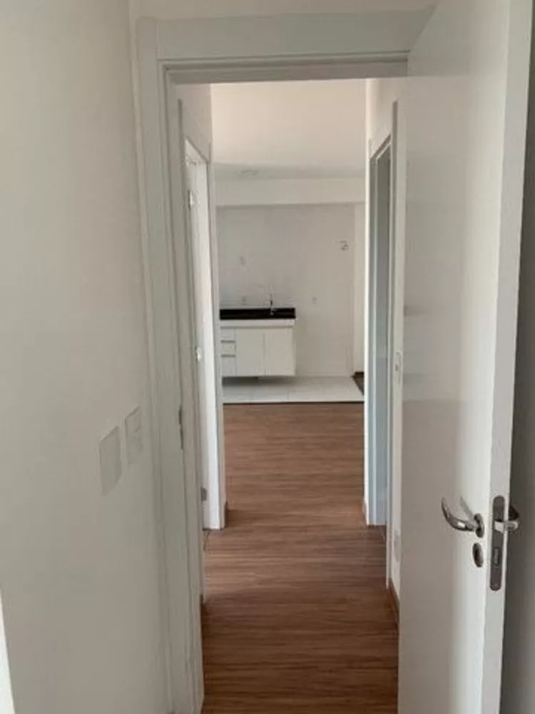 Apartamento à venda com 2 quartos, 68m² - Foto 4