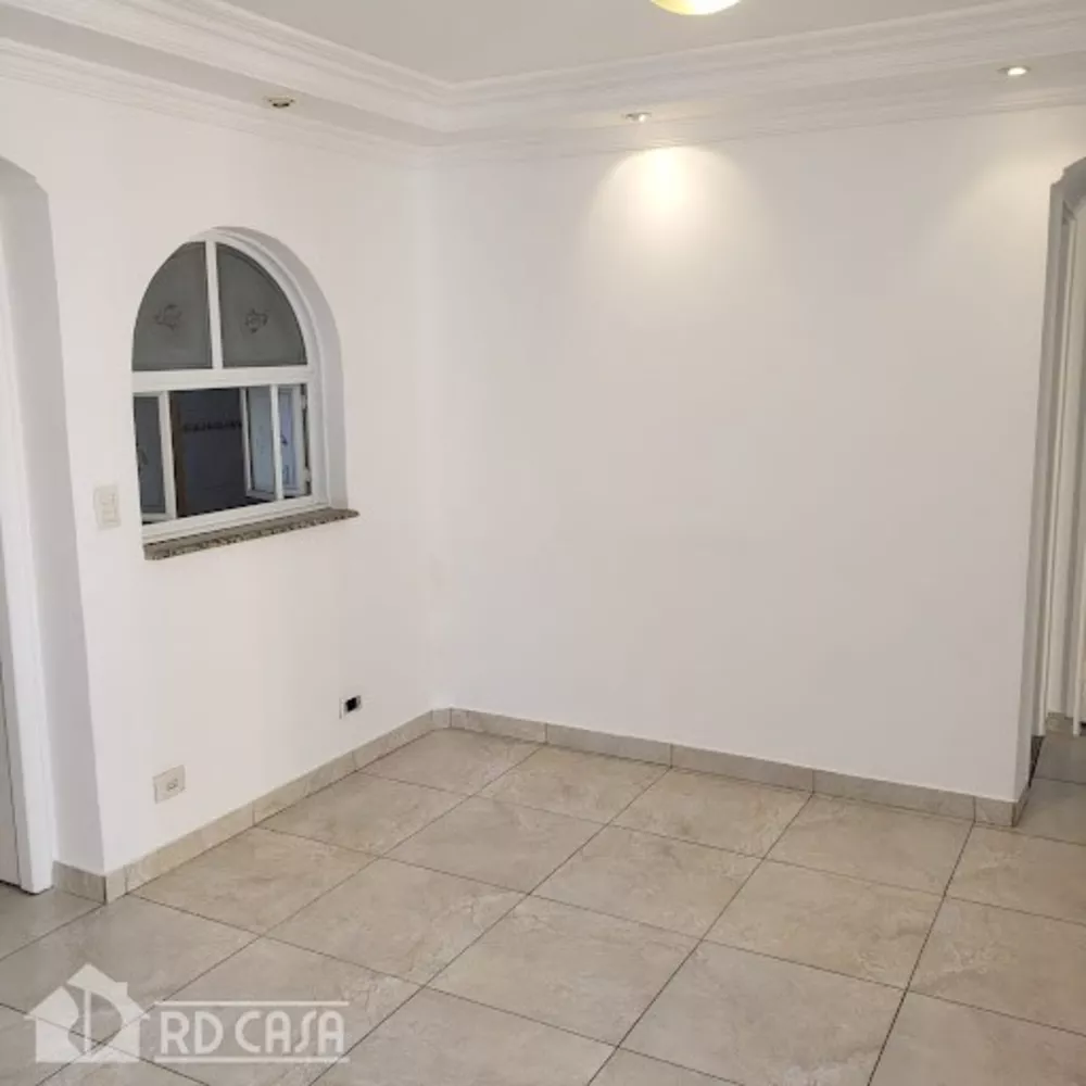 Apartamento à venda com 2 quartos, 70m² - Foto 4